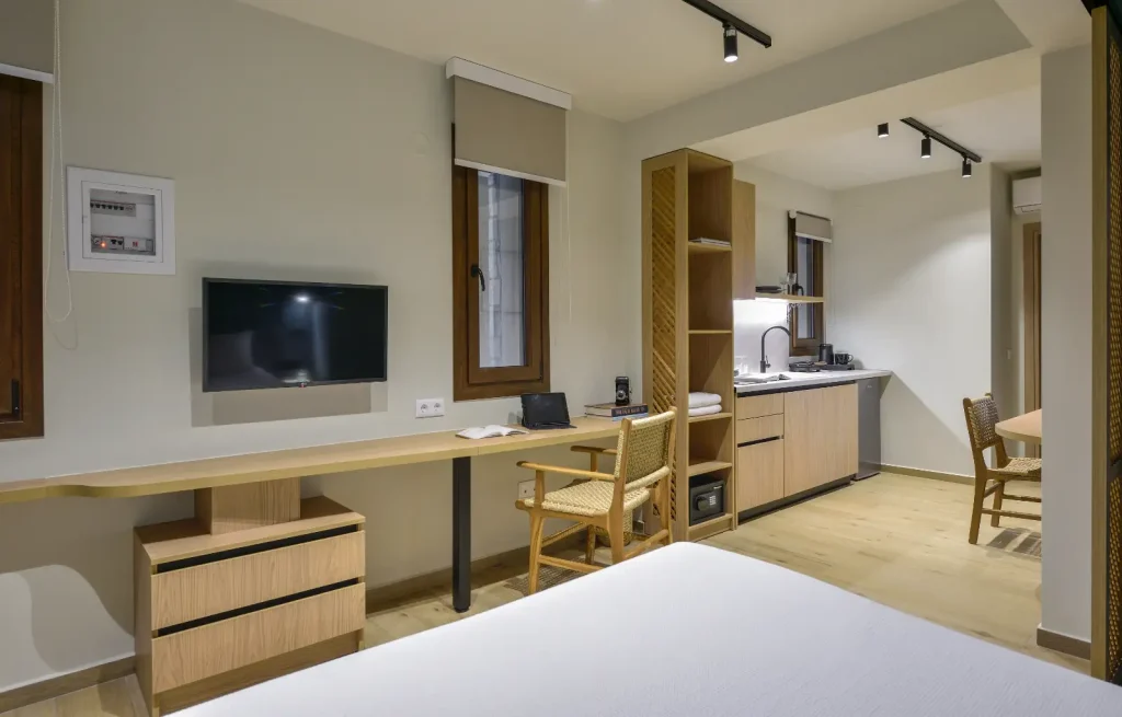 Maistros Deluxe Apartments - Sirocco Apartment