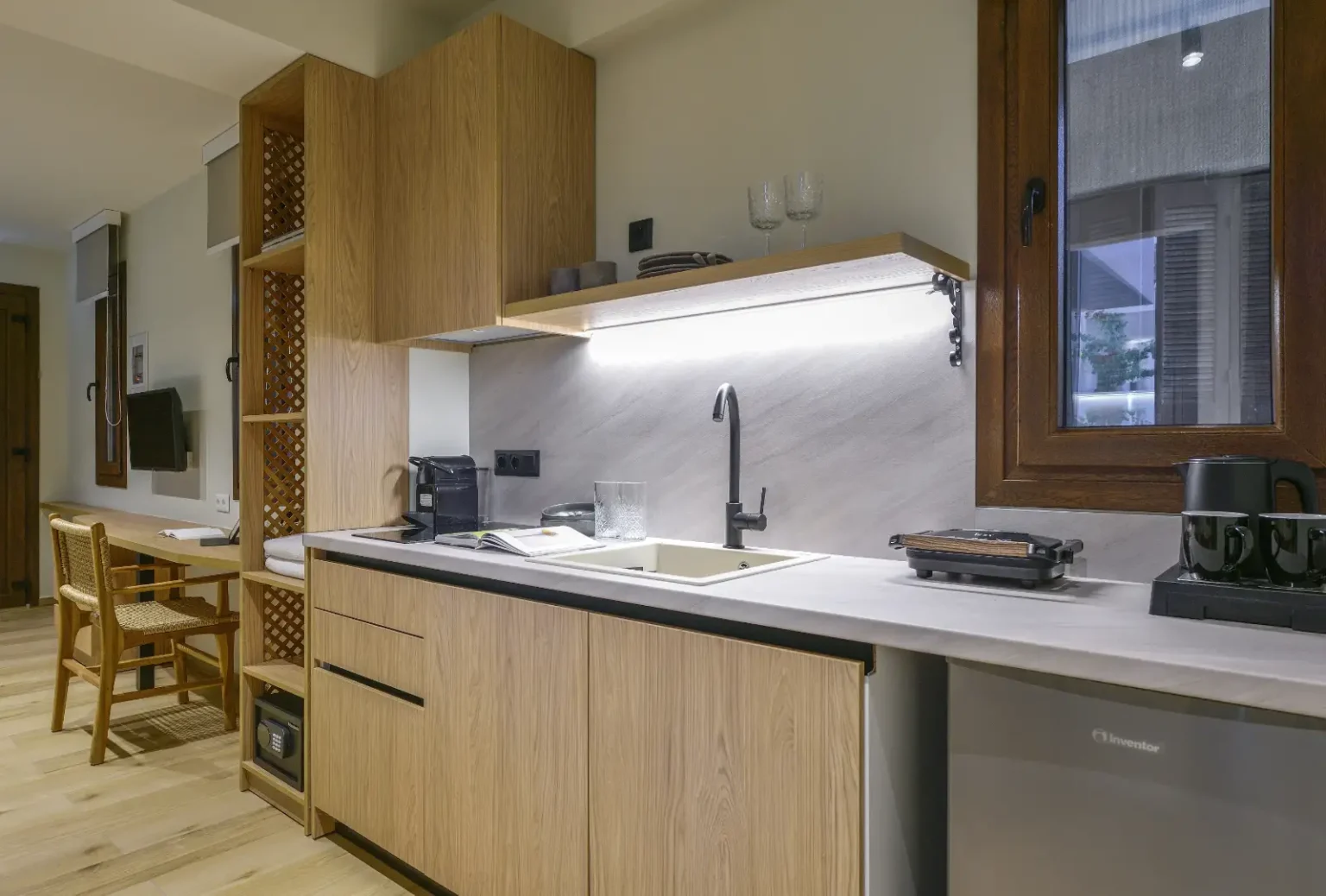 Maistros Deluxe Apartments - Sirocco Apartment